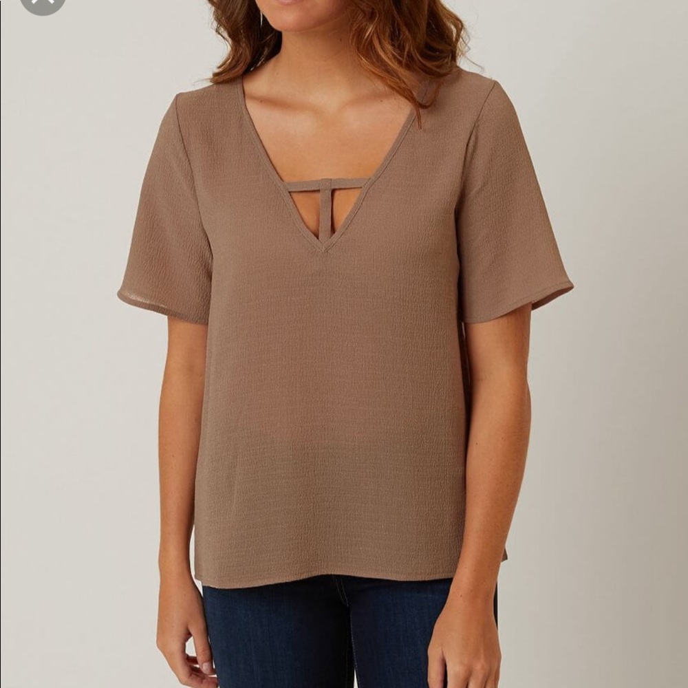 BKE Textured Blouse